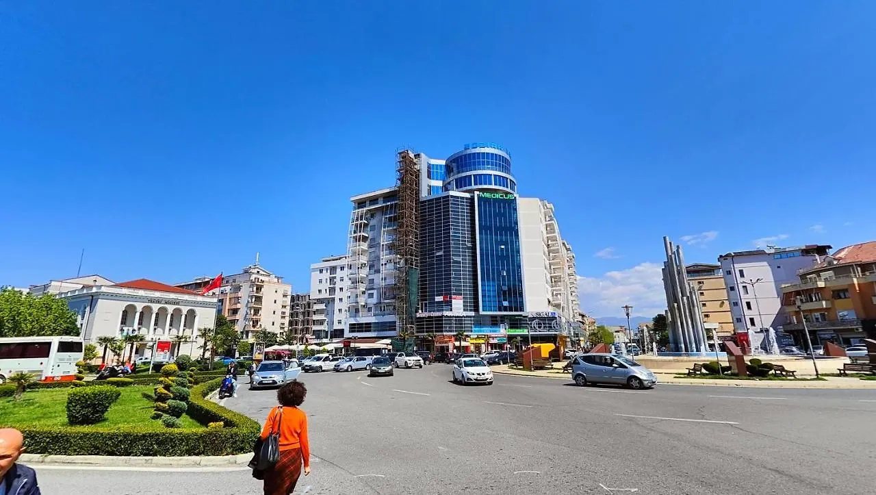 Appartement Appartamento Aria Con Vista Sul Teatro Migjeni Shkodër Albanië
